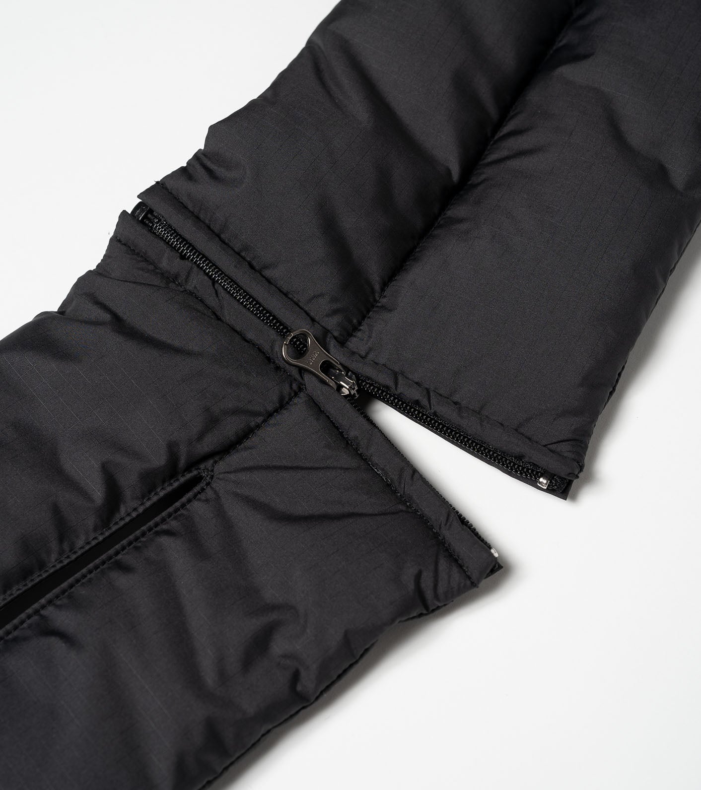 Field Insulation 2Way Neck Warmer - BLACK