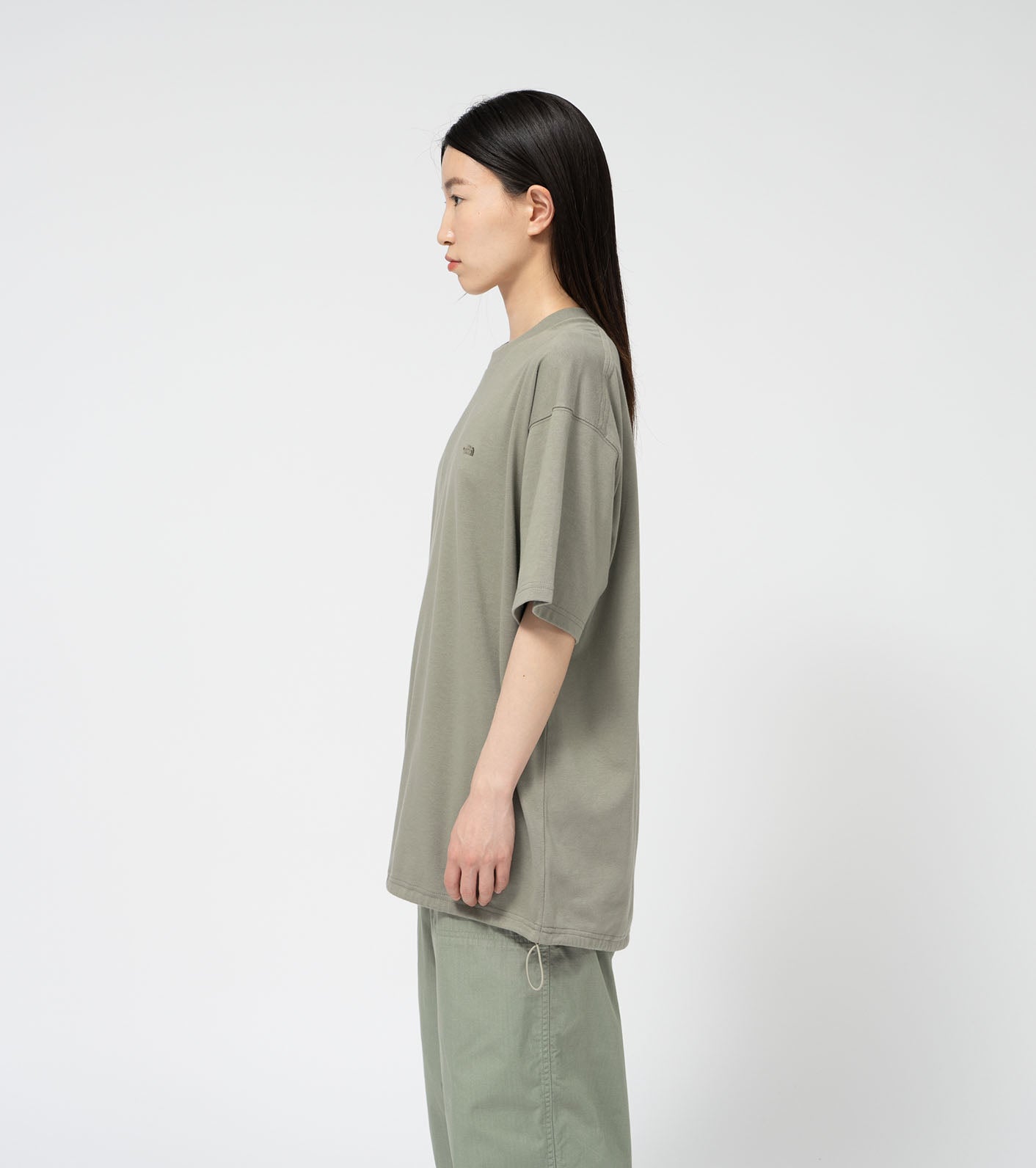 Field Tee - Asphalt Gray