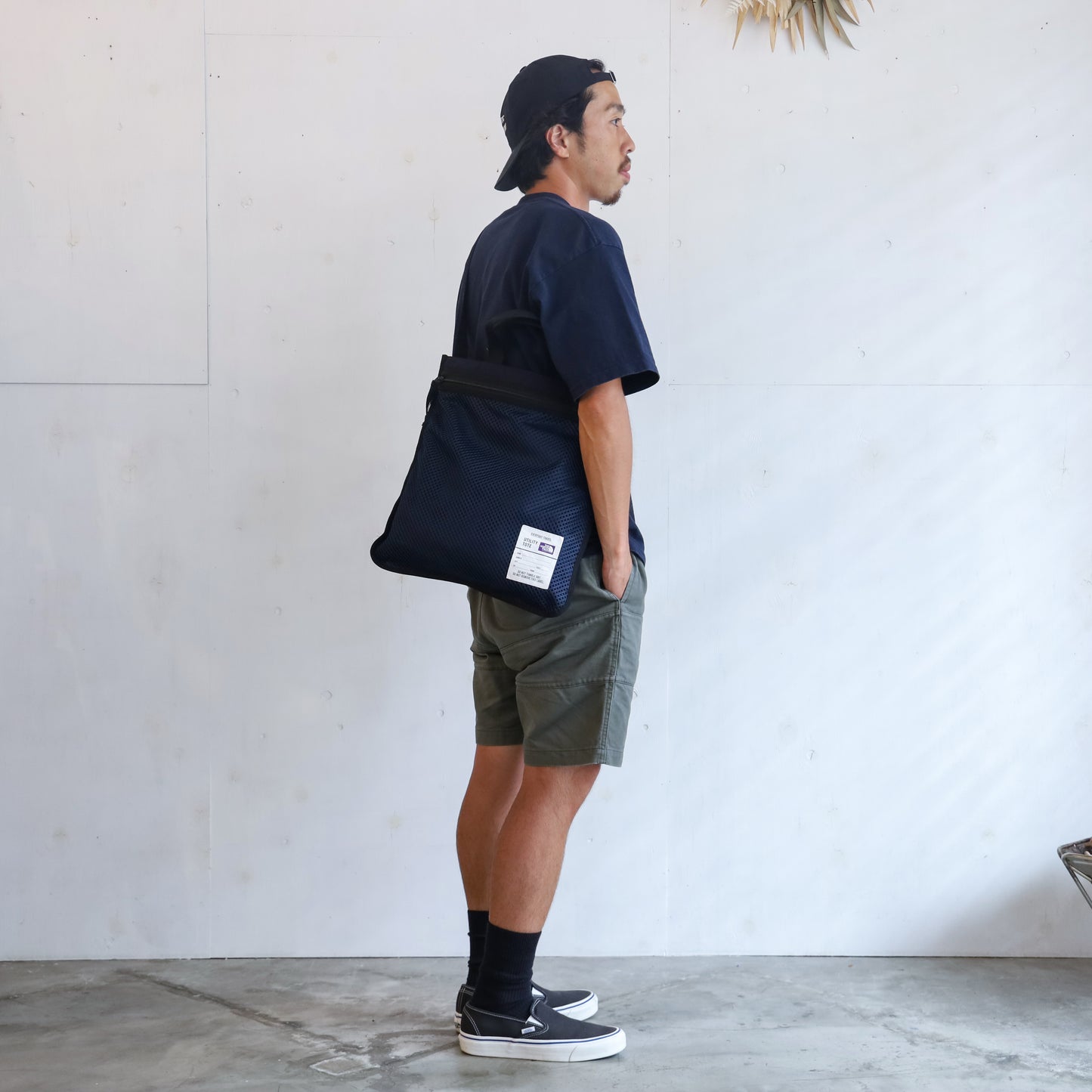 Field Utility Tote - NAVY