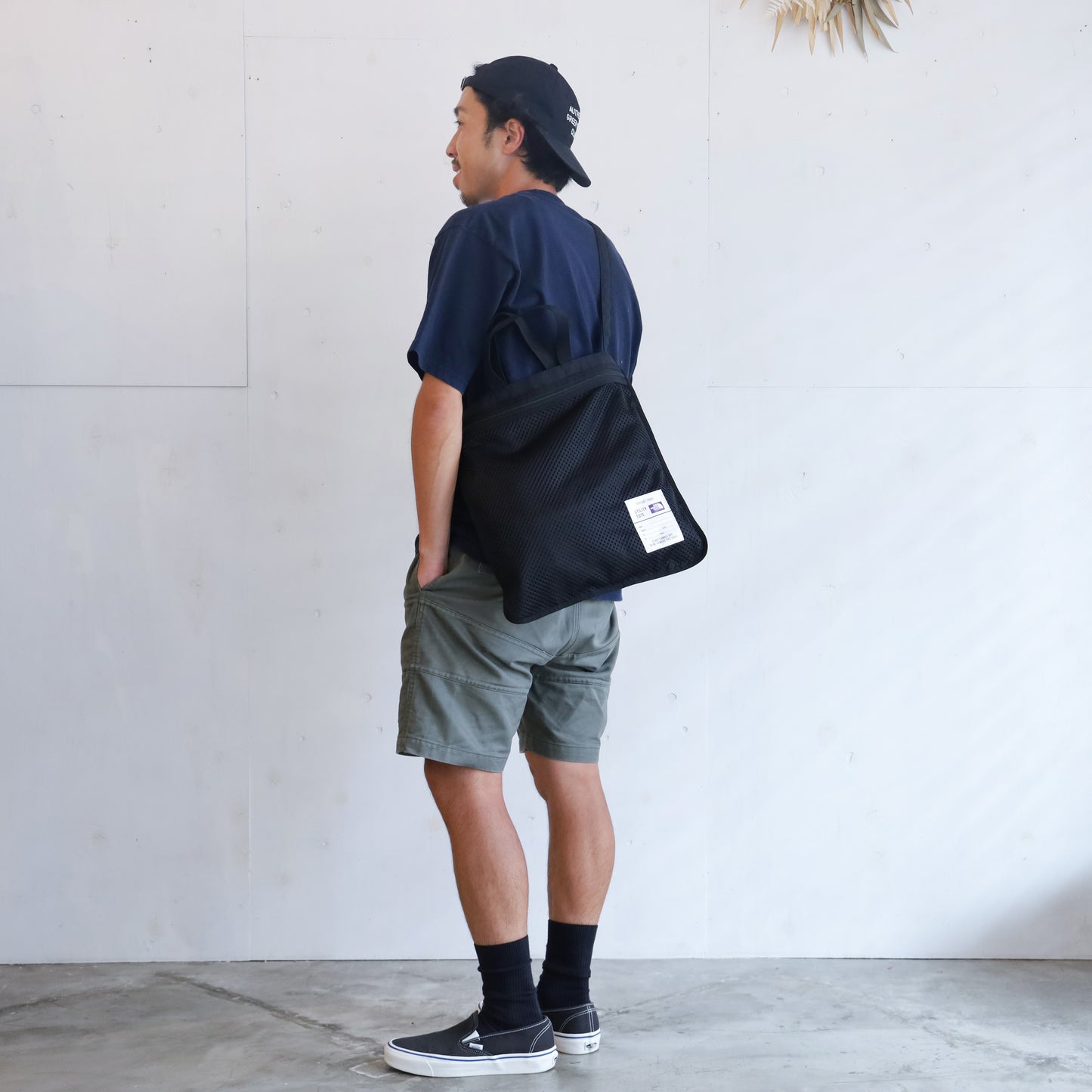 Field Utility Tote - BLACK