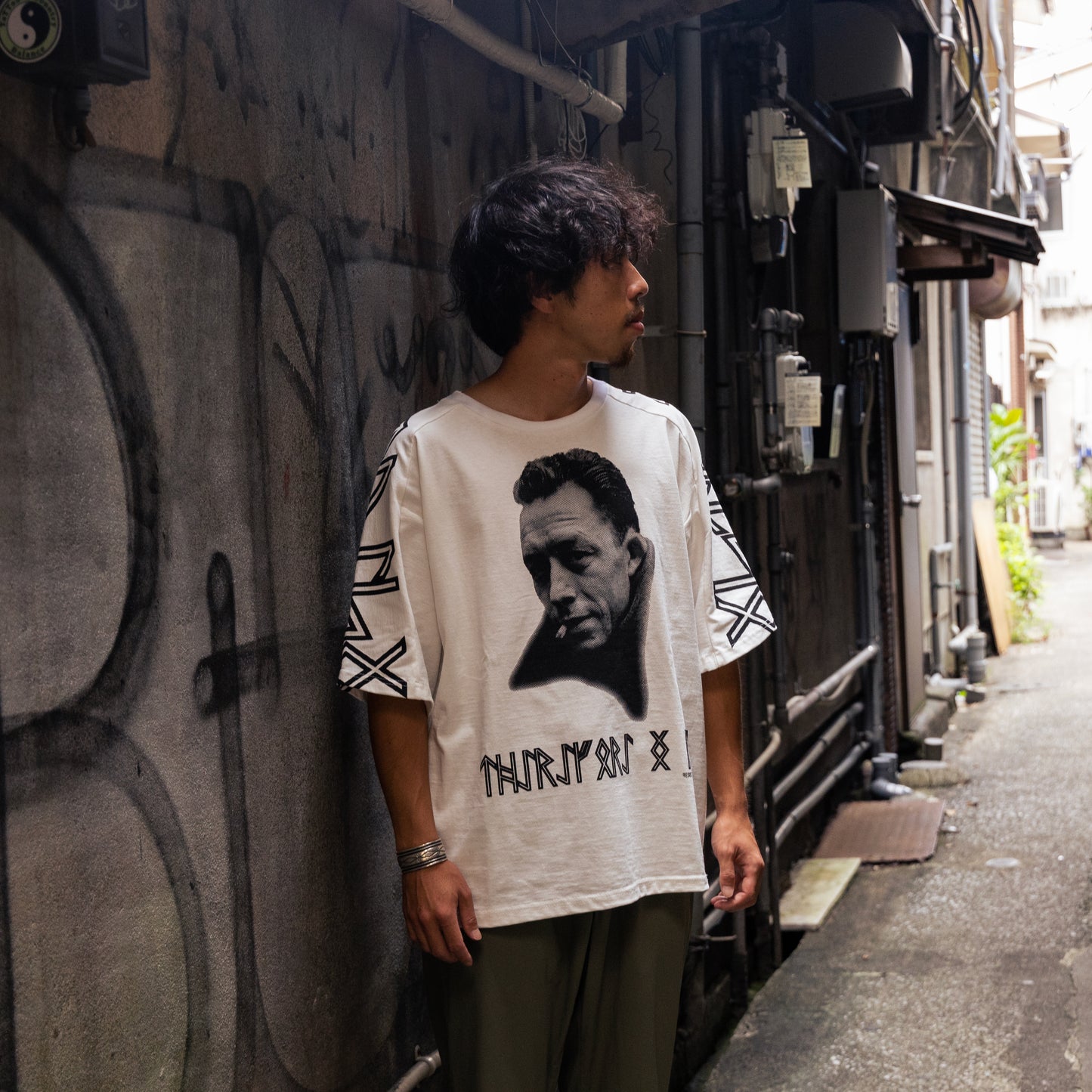 New Resist T.Shirts - WHITE