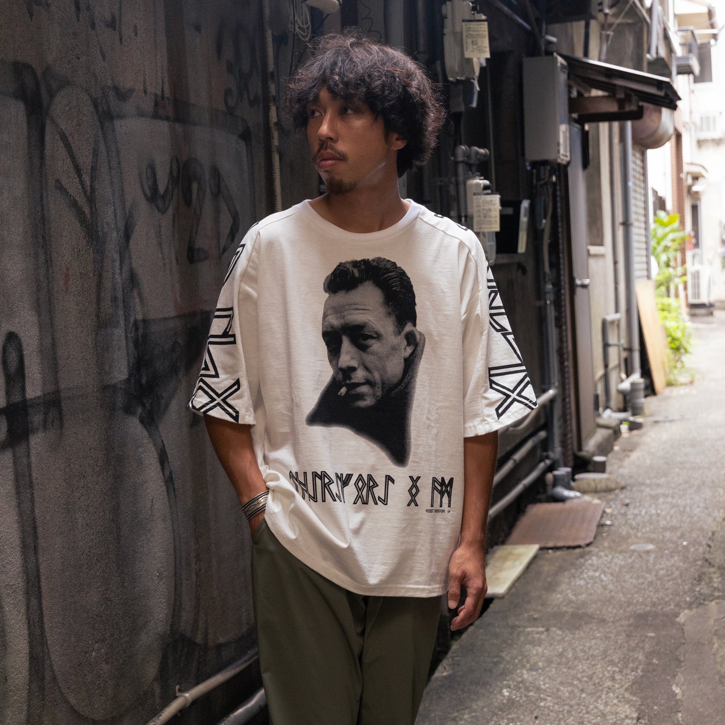 New Resist T.Shirts - WHITE
