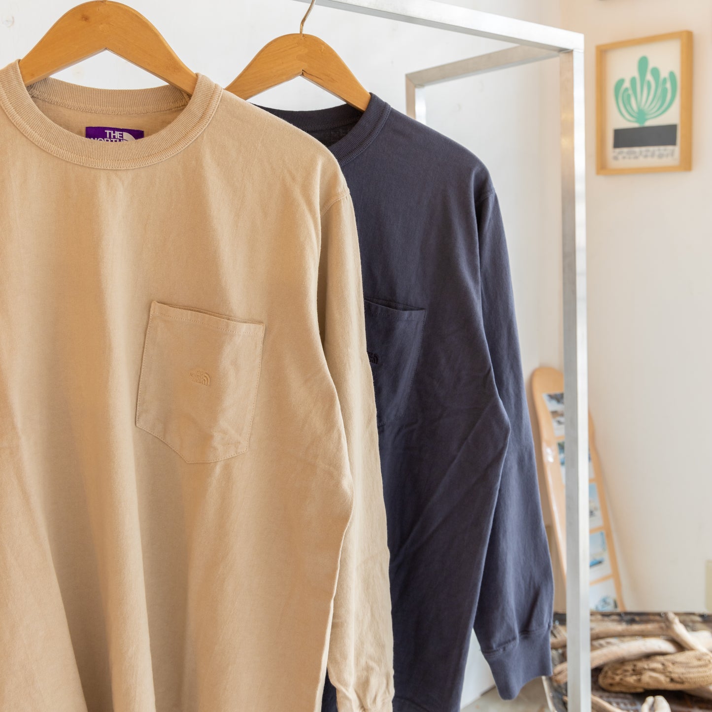 7oz Long Sleeve Pocket Tee - AHGRAY