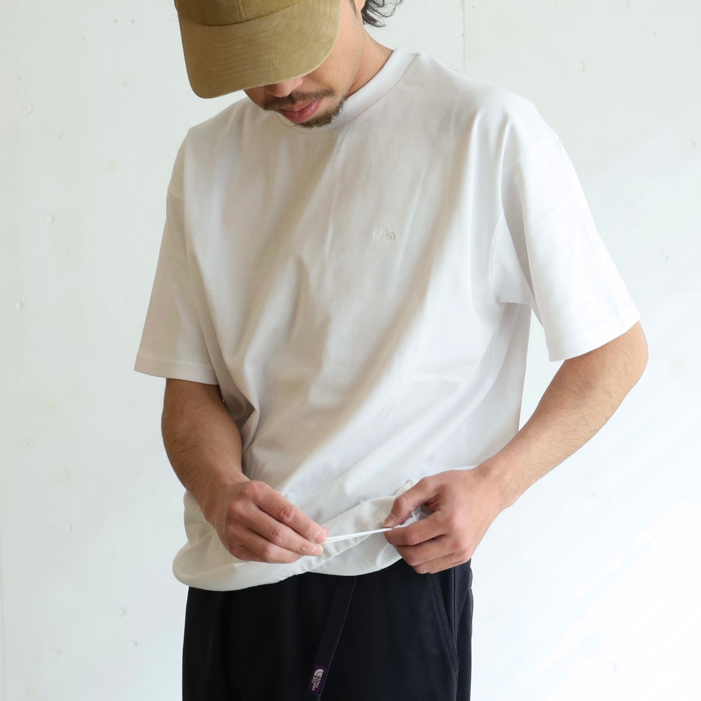 Field Tee - WHITE