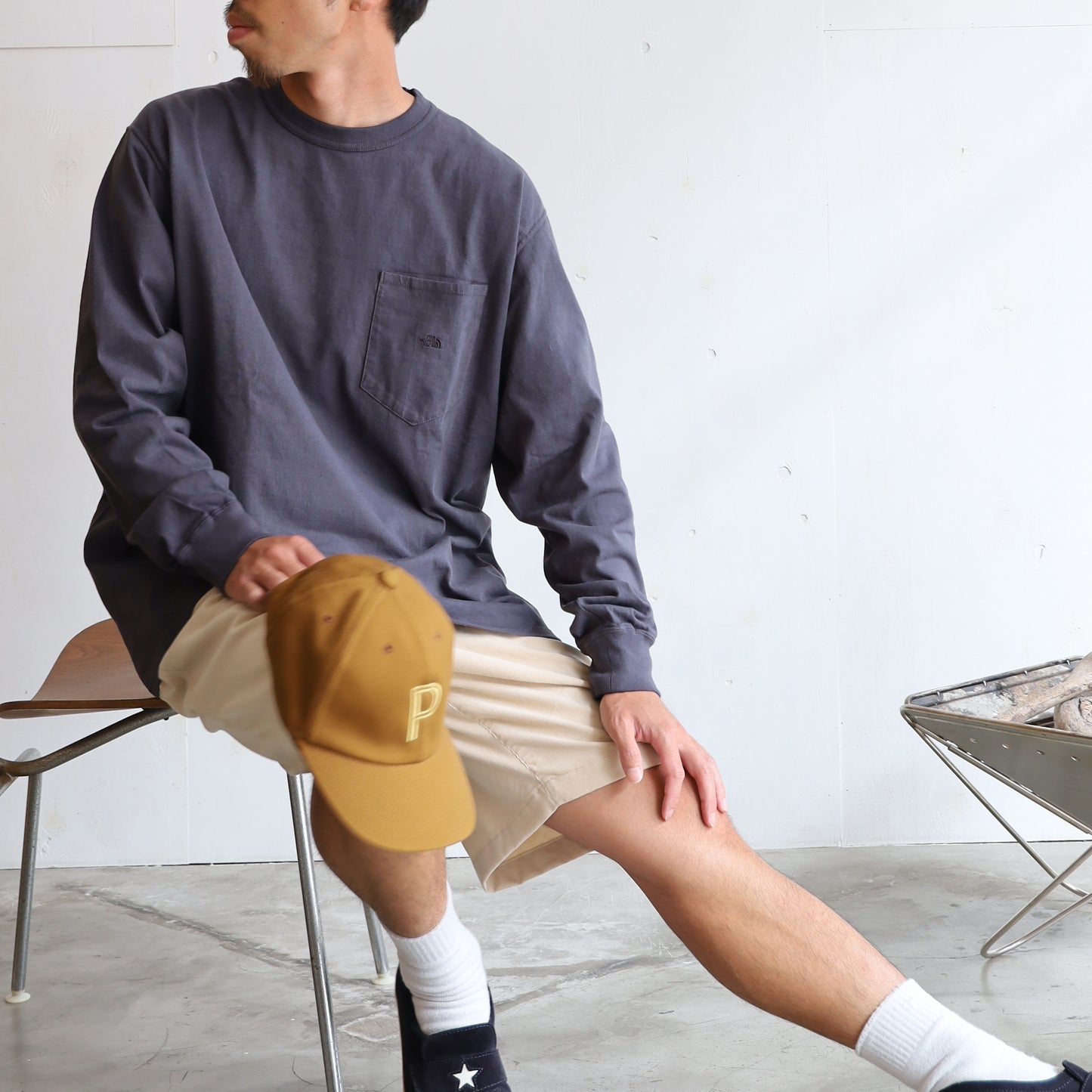 7oz Long Sleeve Pocket Tee - AHGRAY