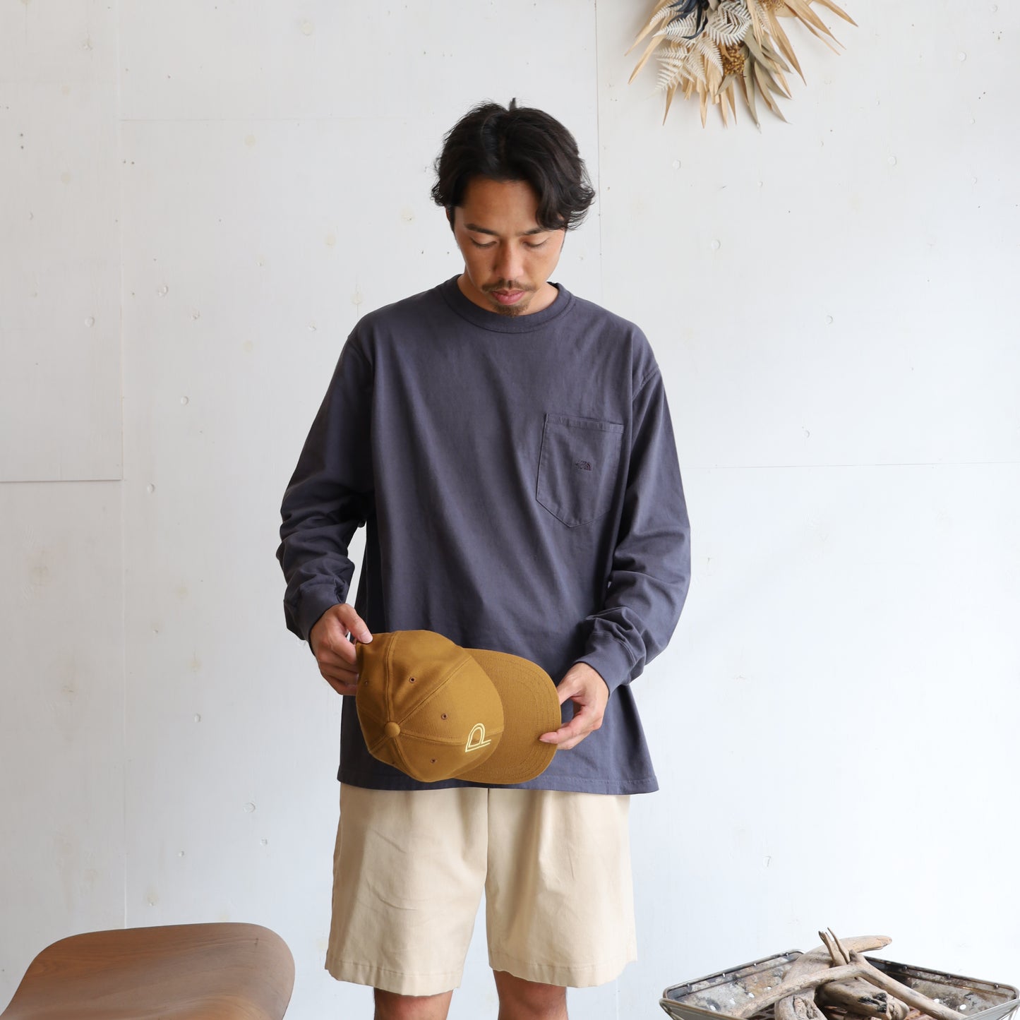 7oz Long Sleeve Pocket Tee - AHGRAY