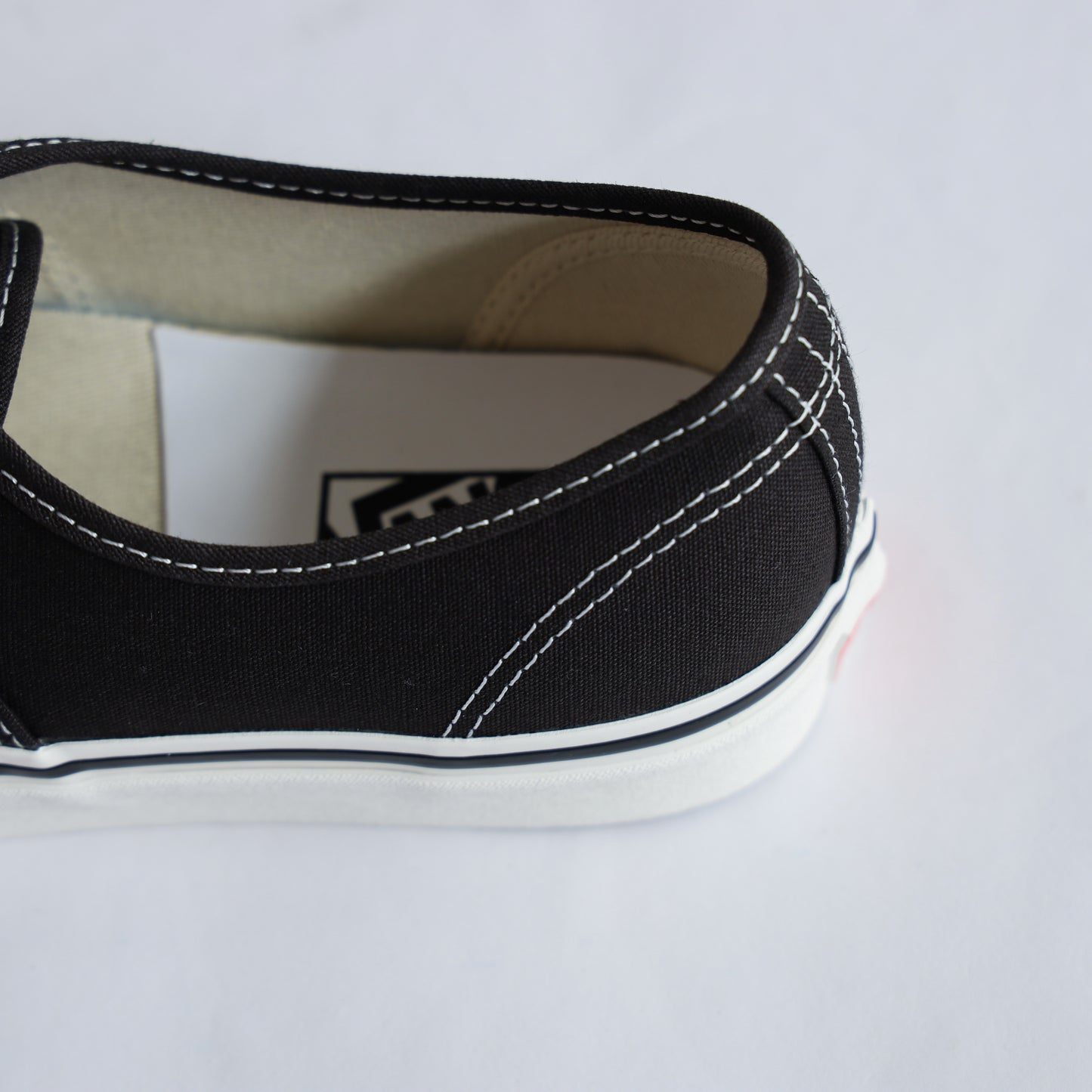 Authentic 44dx - BLACK