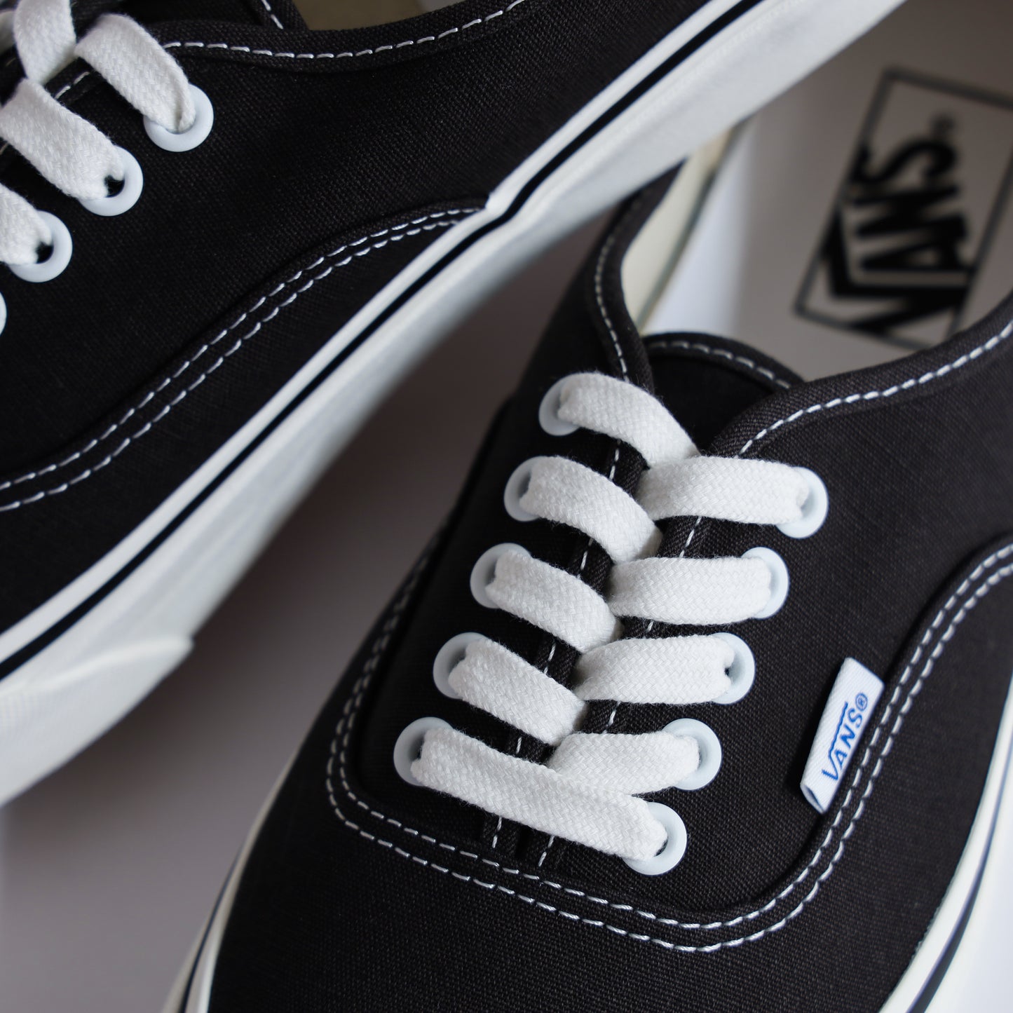 Authentic 44dx - BLACK