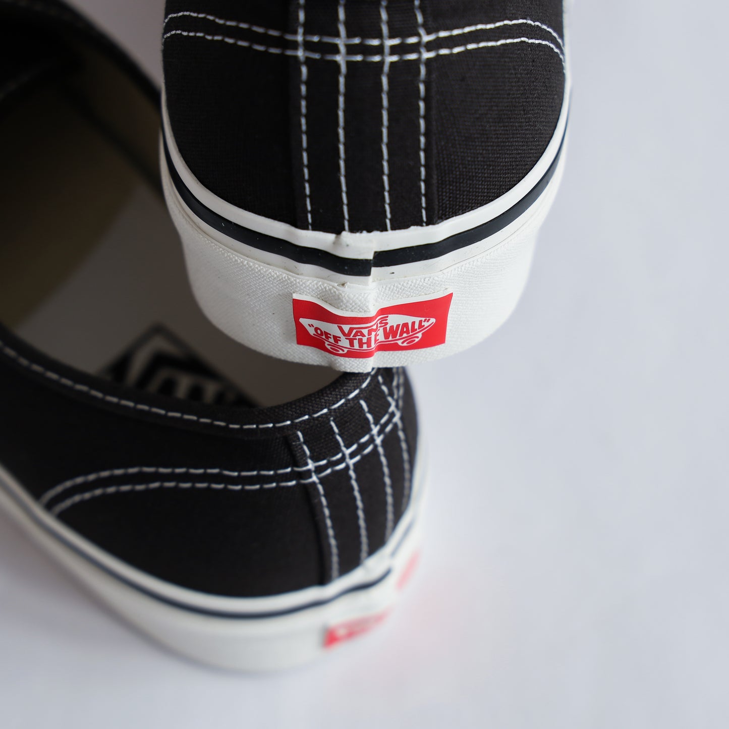 Authentic 44dx - BLACK