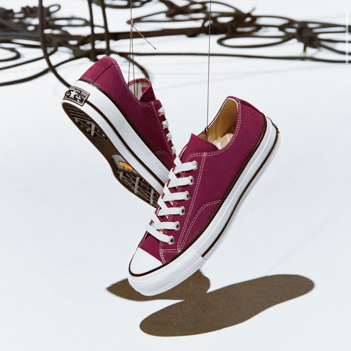 CHUCK TAYLOR CANVAS OX - MAROON