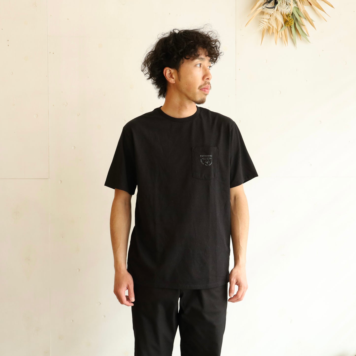 Men's Forge Mark Crest Pocket Responsibili-Tee - INBK