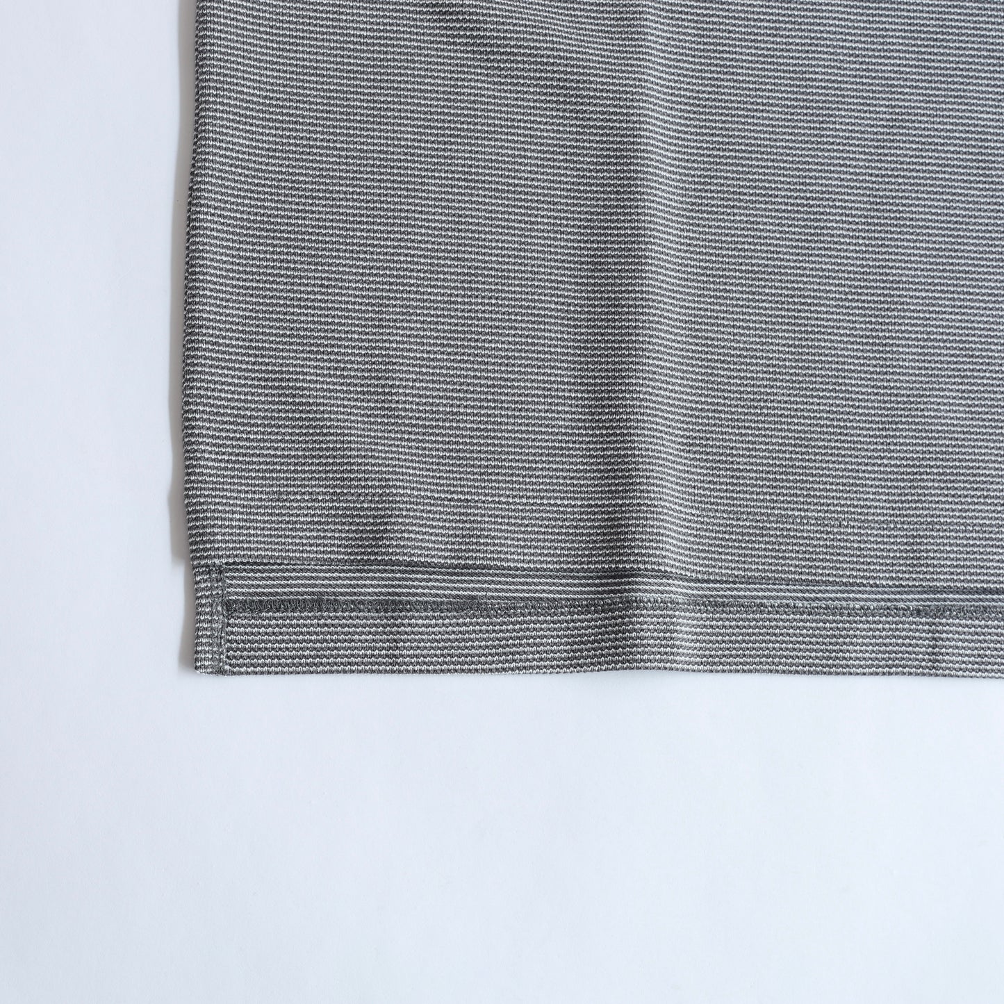 Moss Stitch Field H/S Tee - GRAY
