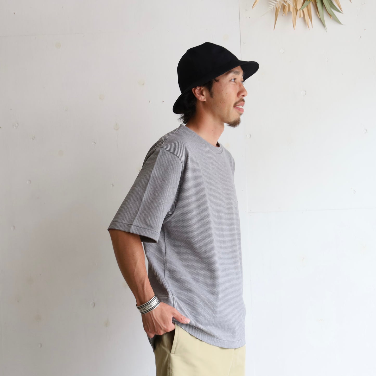 Moss Stitch Field H/S Tee - GRAY