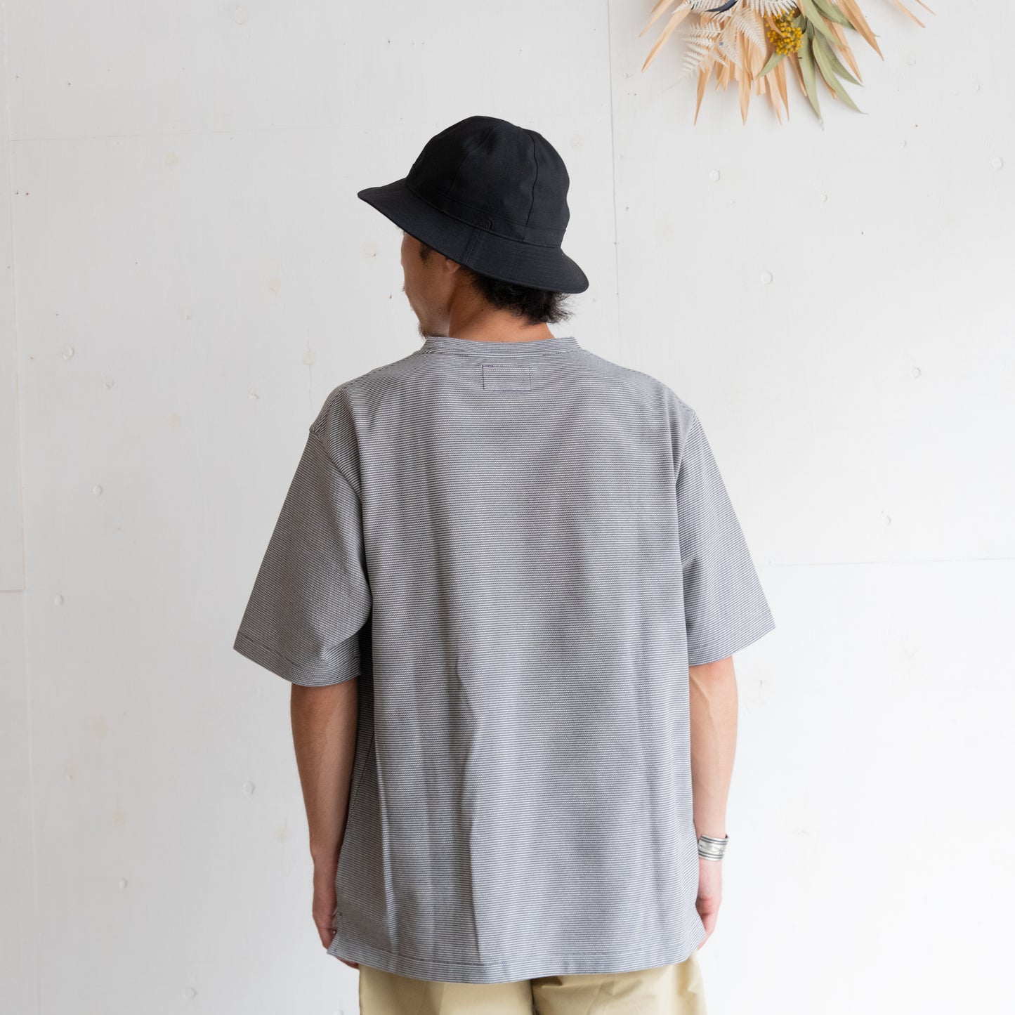 Moss Stitch Field H/S Tee - GRAY