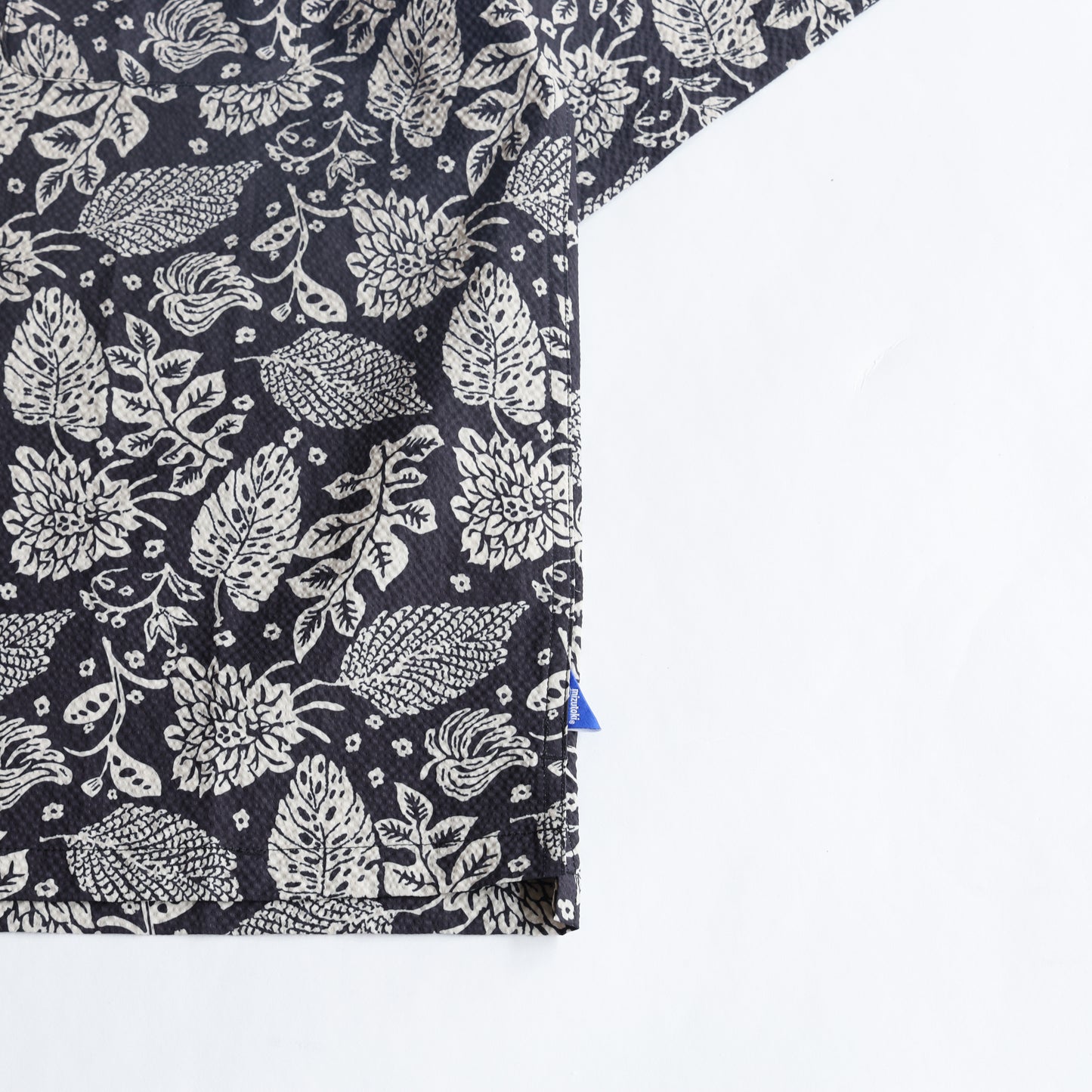 Seersucker "Reveal" Shirt - Night Forest
