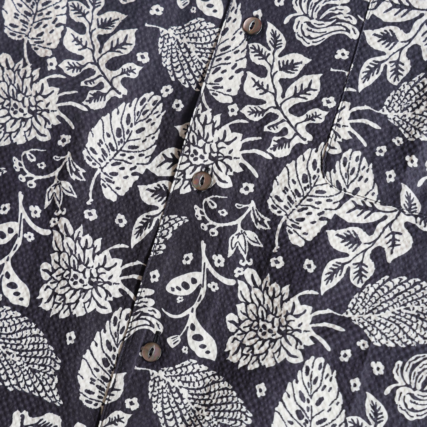 Seersucker "Reveal" Shirt - Night Forest