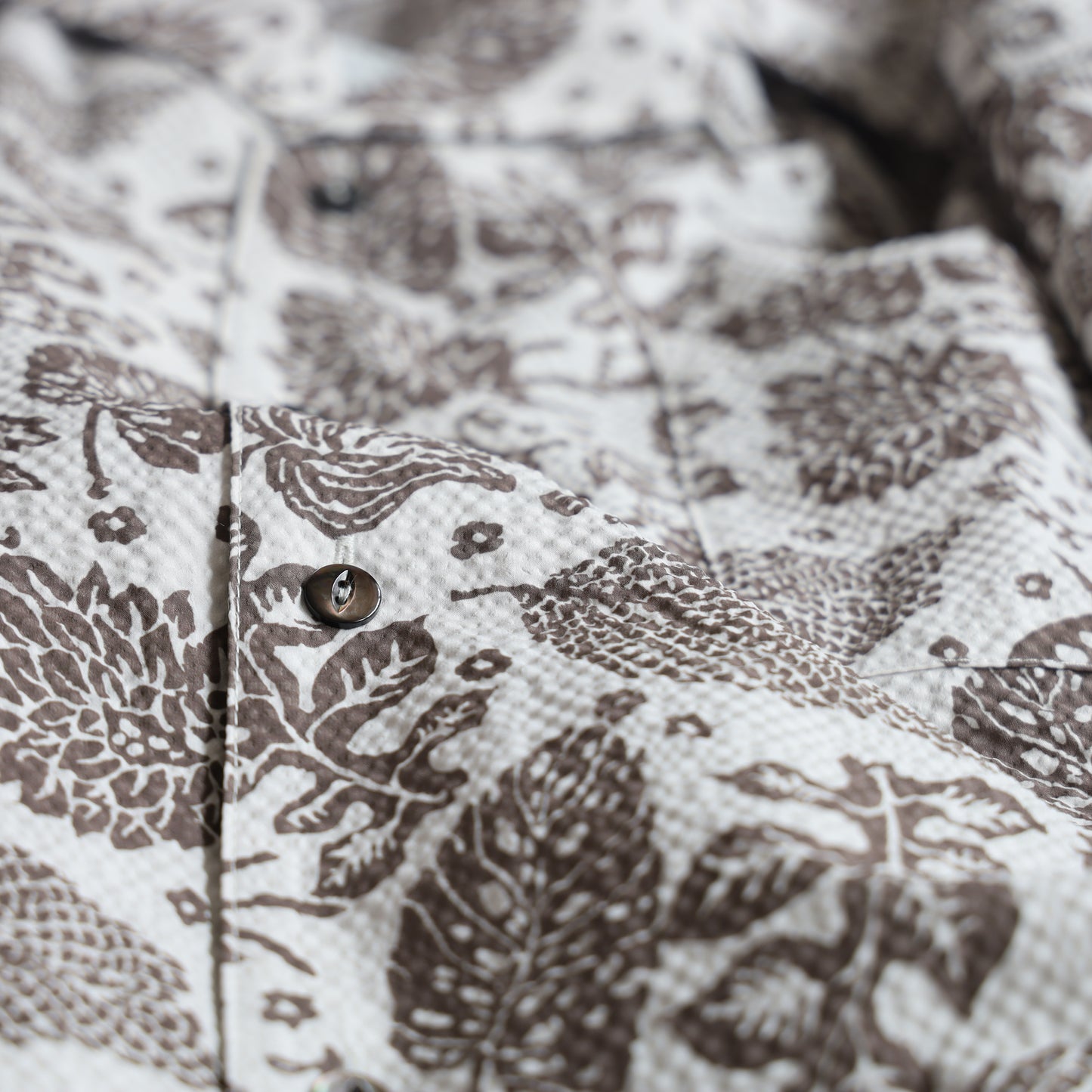Seersucker "Reveal" Shirt - Day Forest