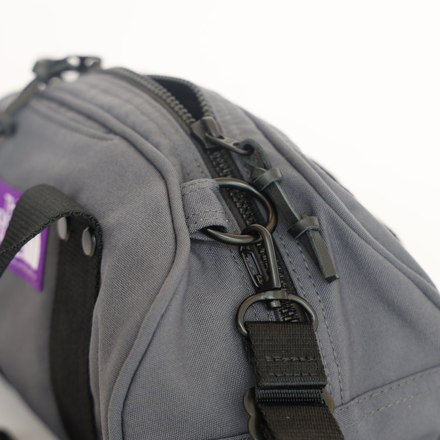 Field Demi Duffle Bag - AHGRAY