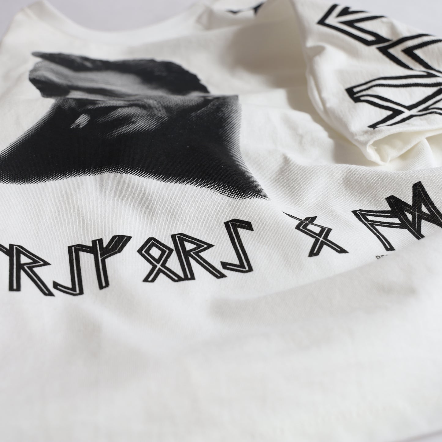 New Resist T.Shirts - WHITE