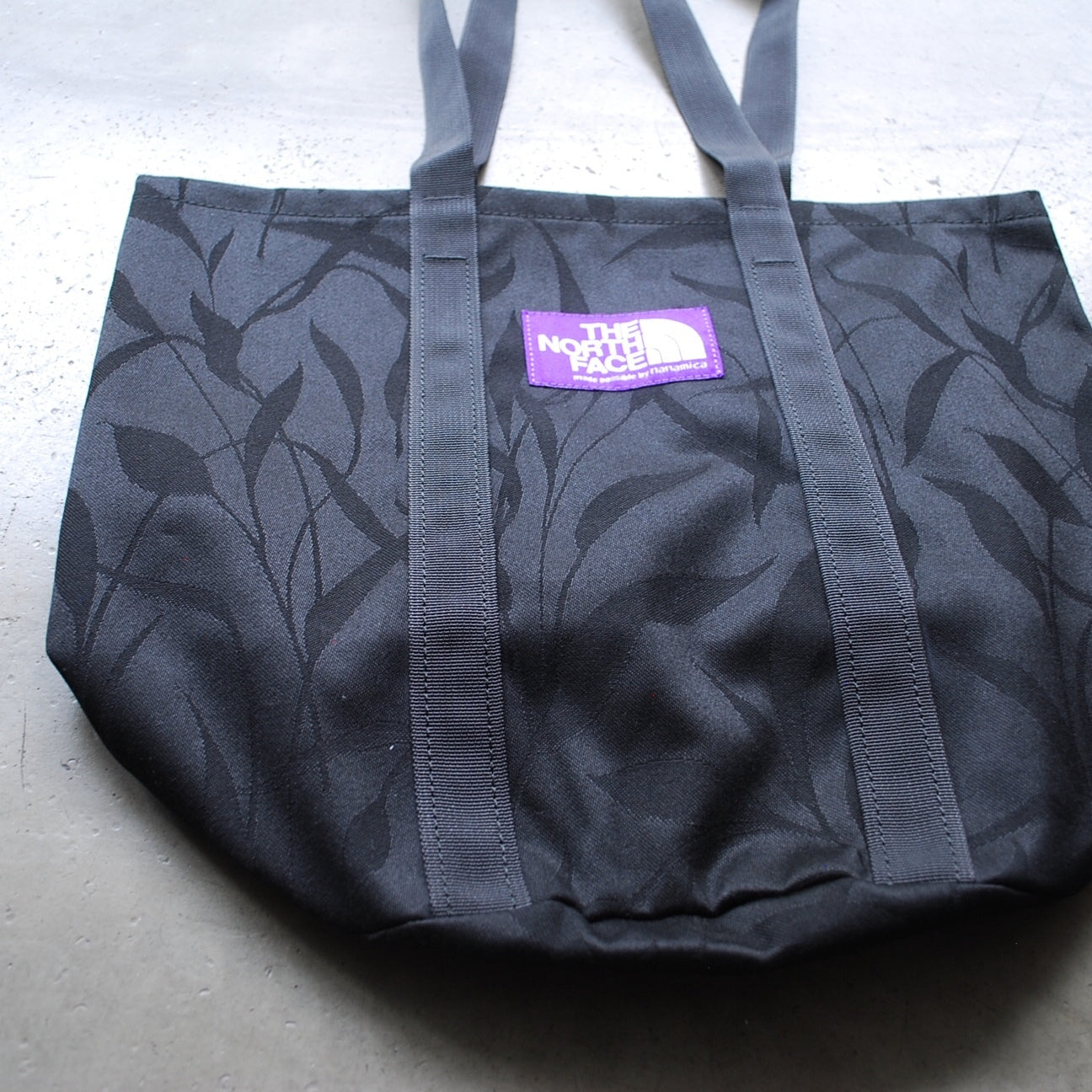 ROL Botanical Utility Tote BLACK