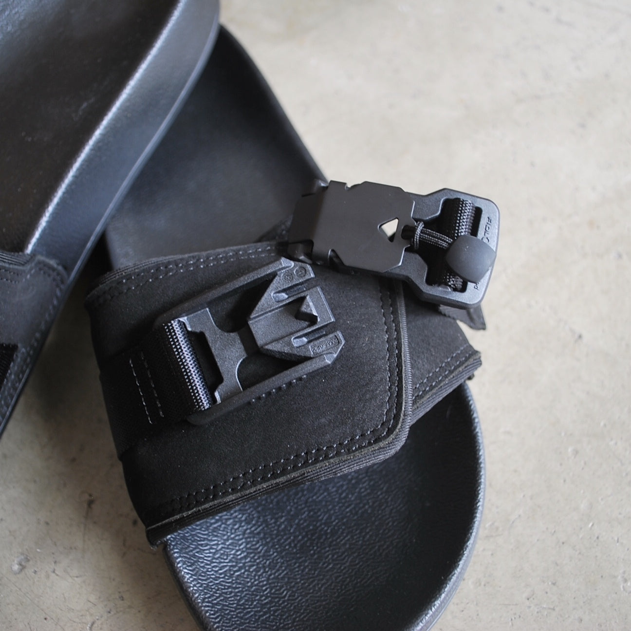 Leather Sandal BLACK