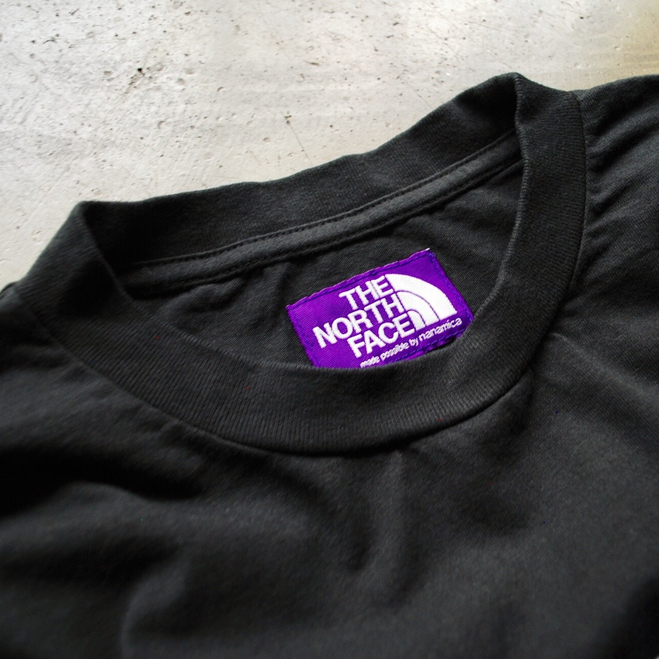 5.5oz H/S Logo Tee BLACK