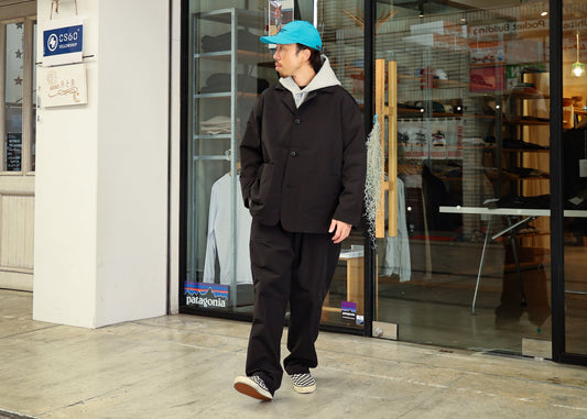 軽やかに羽織れる、機能素材のデイリージャケット「WAGON DAILY JACKET」