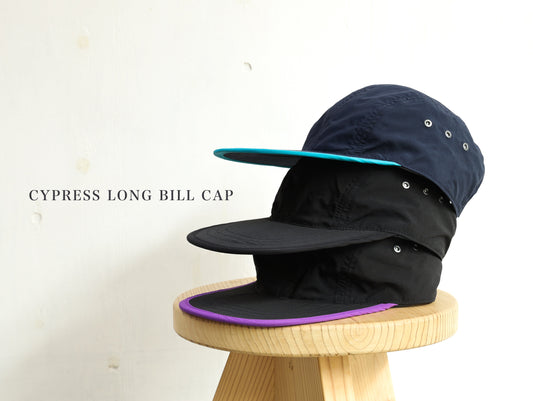 クラシックな雰囲気漂う、軽量で被り心地の良い「CYPRESS LONG BILL CAP」