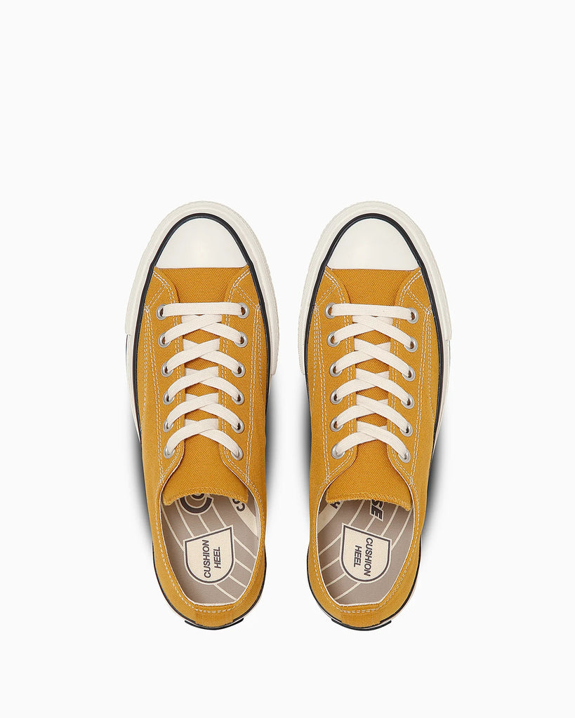 CHUCK TAYLOR CANVAS OX - GOLD