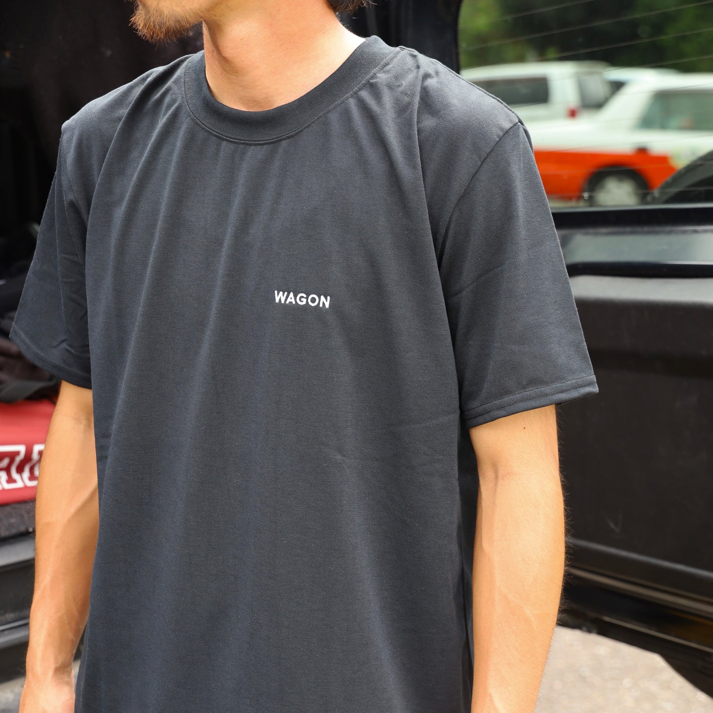 WAGON EMBROIDERY TEE - BLACK