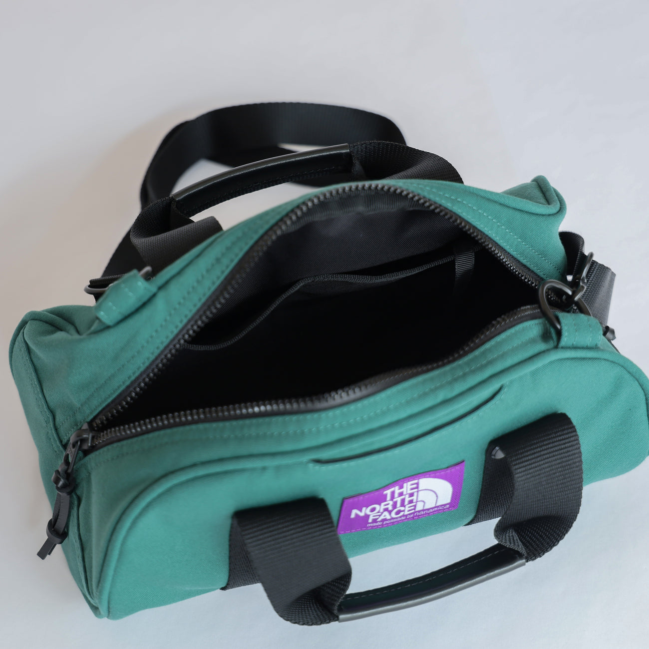 Field Demi Duffle Bag - GREEN