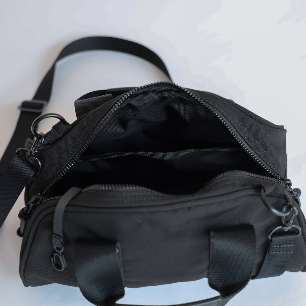 Field Demi Duffle Bag - BLACK