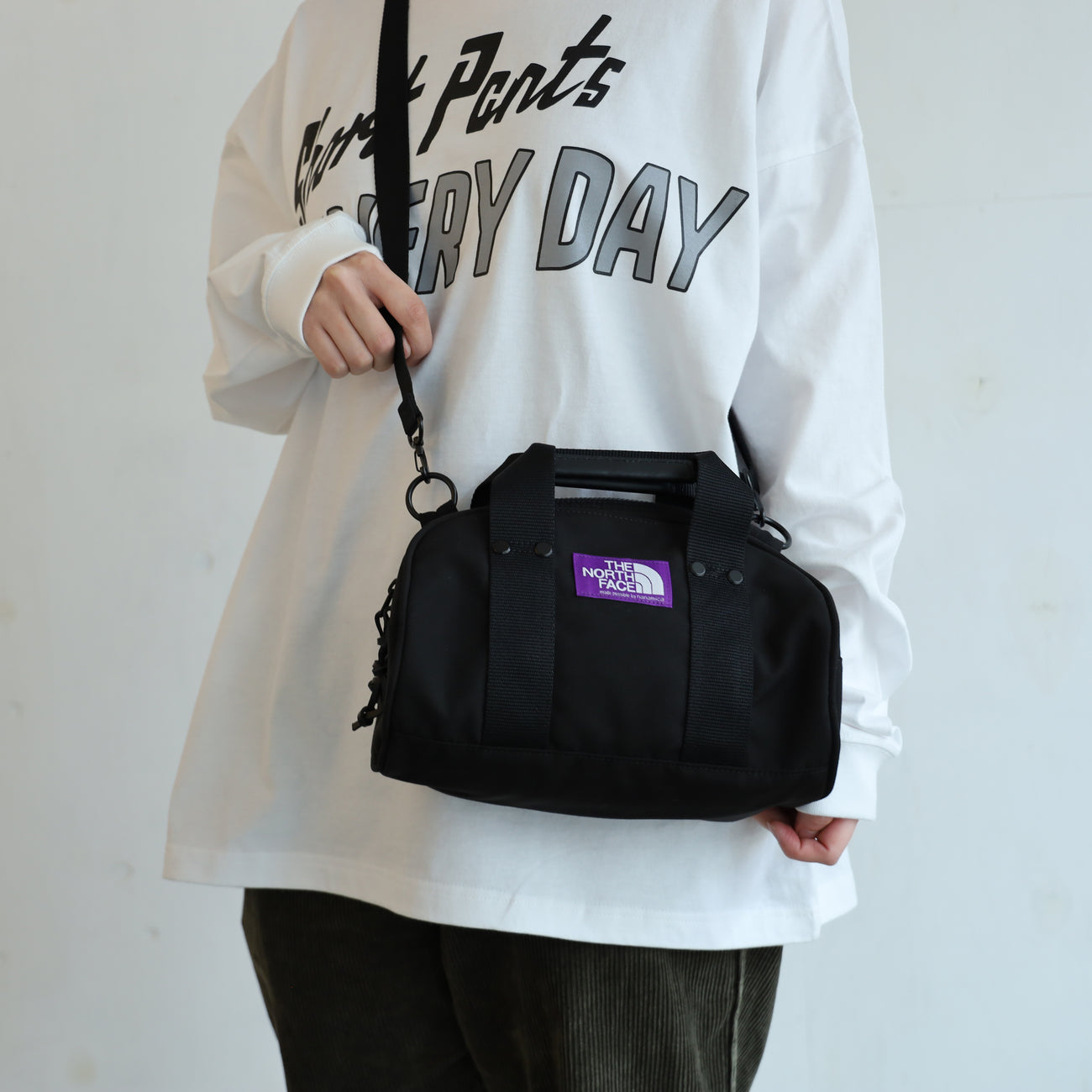 Field Demi Duffle Bag - BLACK