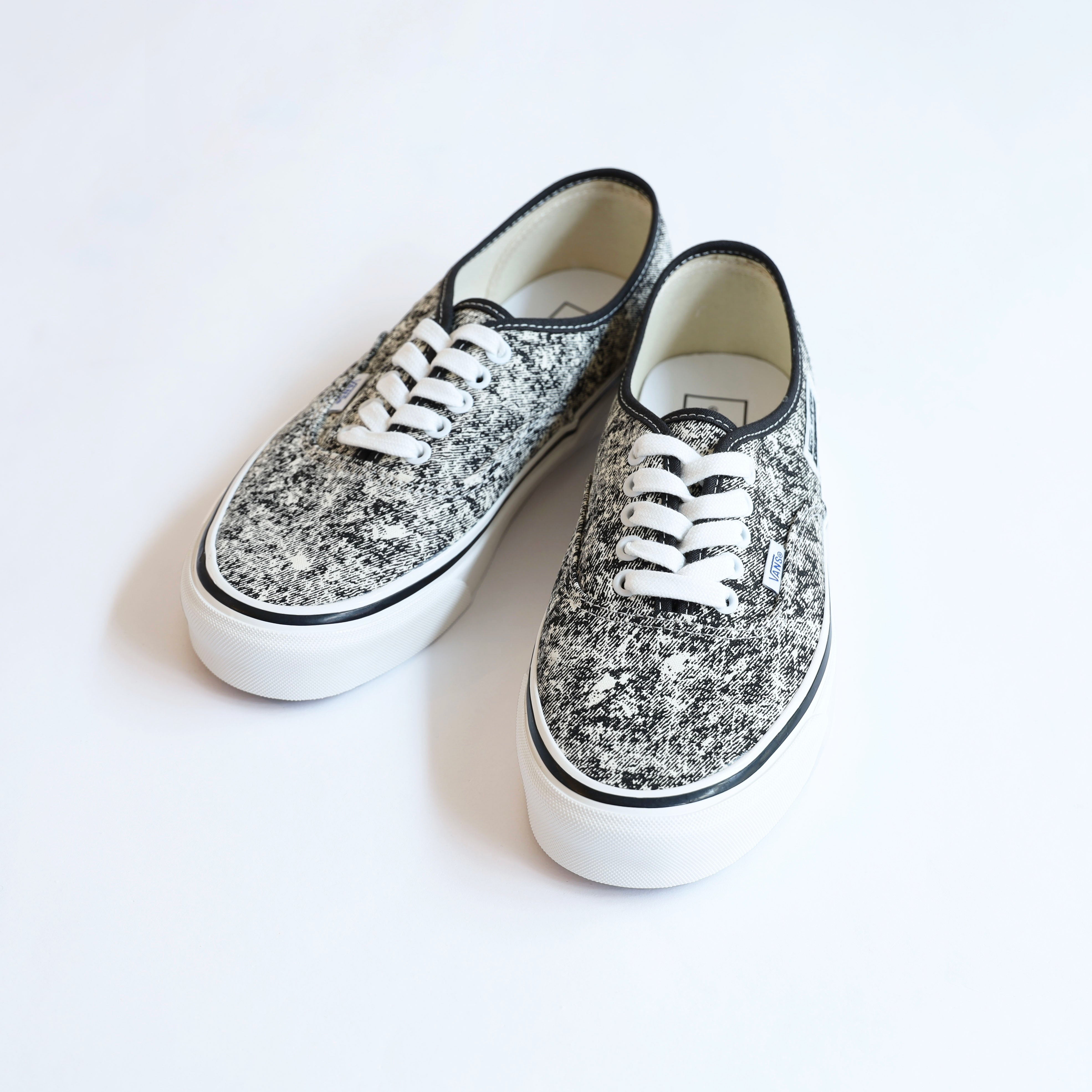 Authentic 44 Dx - ACID WASH WHITE