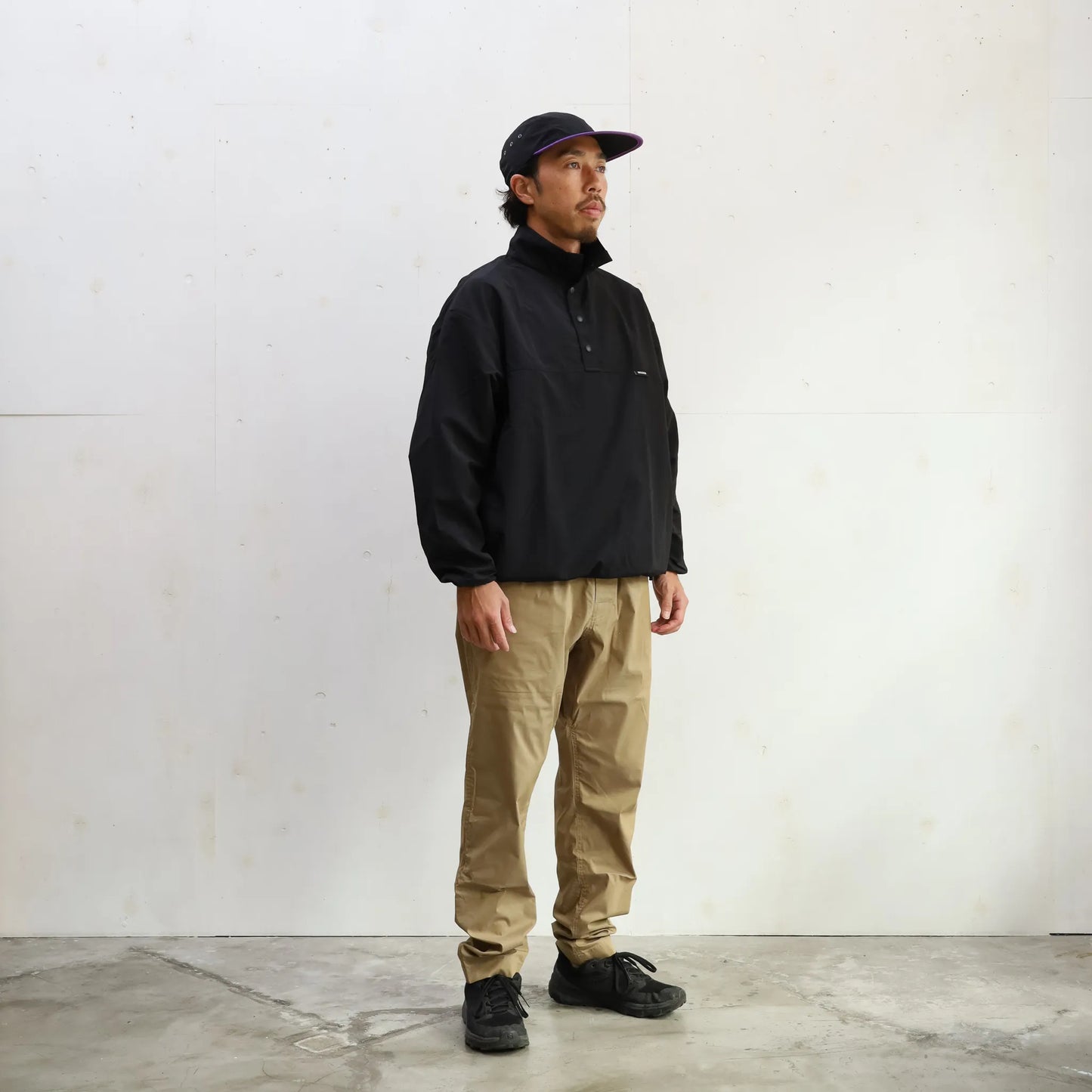 CYPRESS SNAP PULL OVER - BLACK