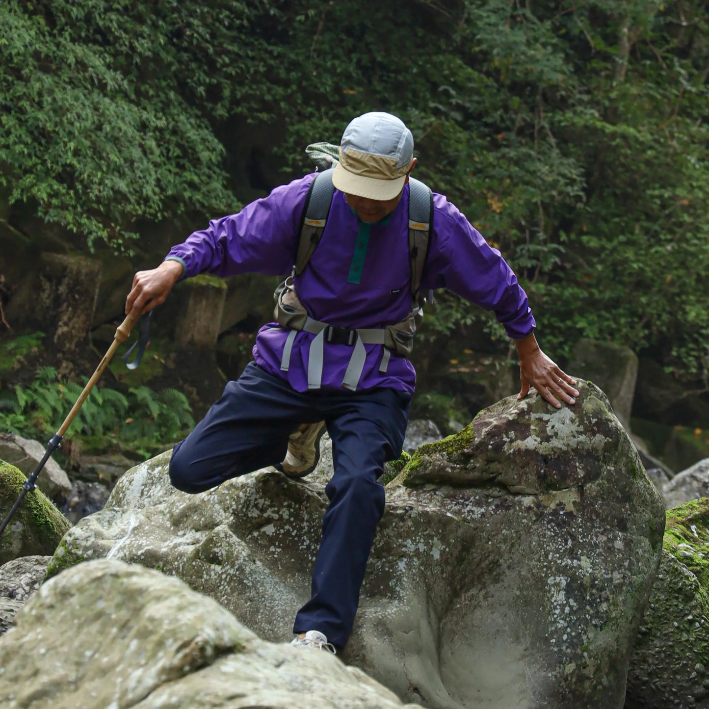 CYPRESS SNAP PULL OVER - PURPLE