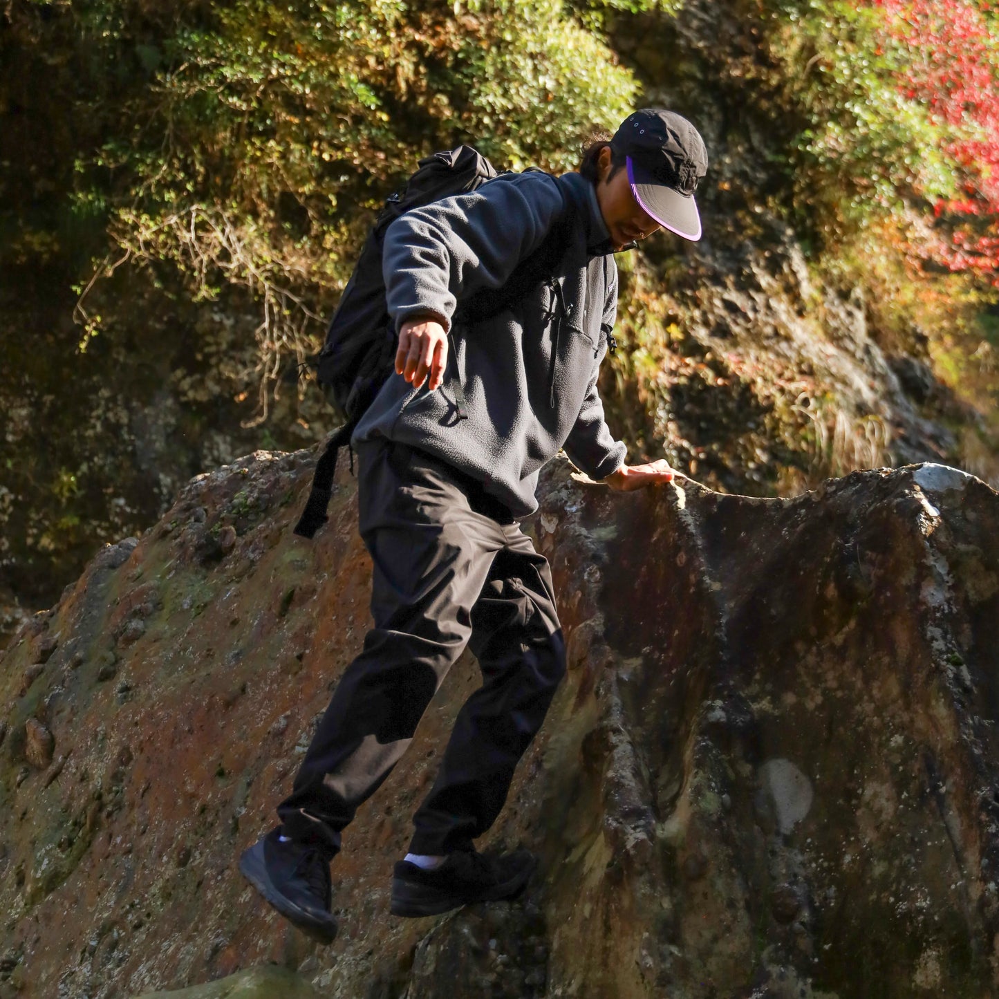 THERMAL PRO SNAP PULL OVER - CHARCOAL