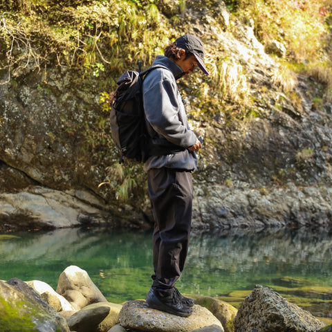 THERMAL PRO SNAP PULL OVER - CHARCOAL