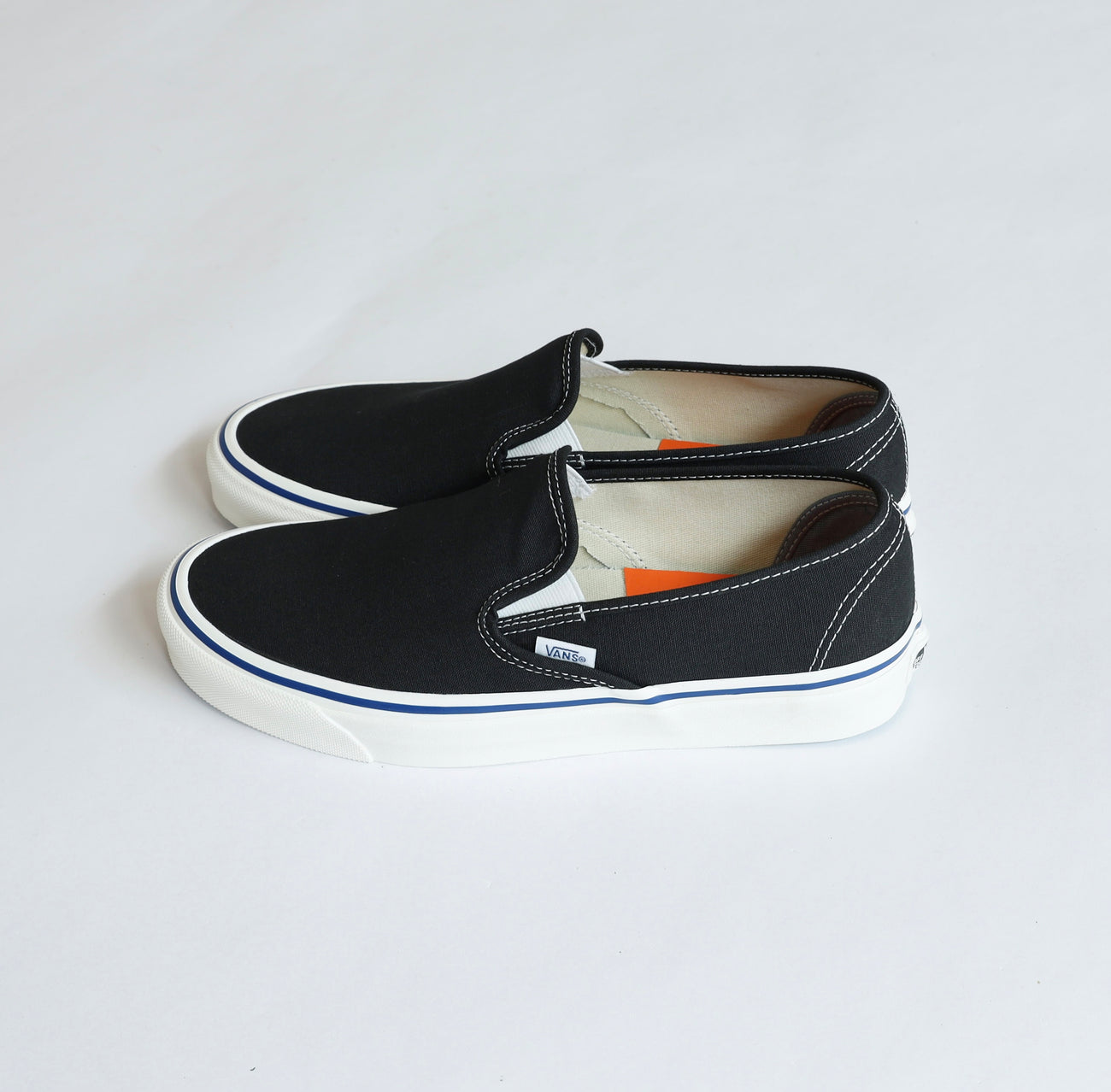 Slip-On 48 Deck Dx - BLACK