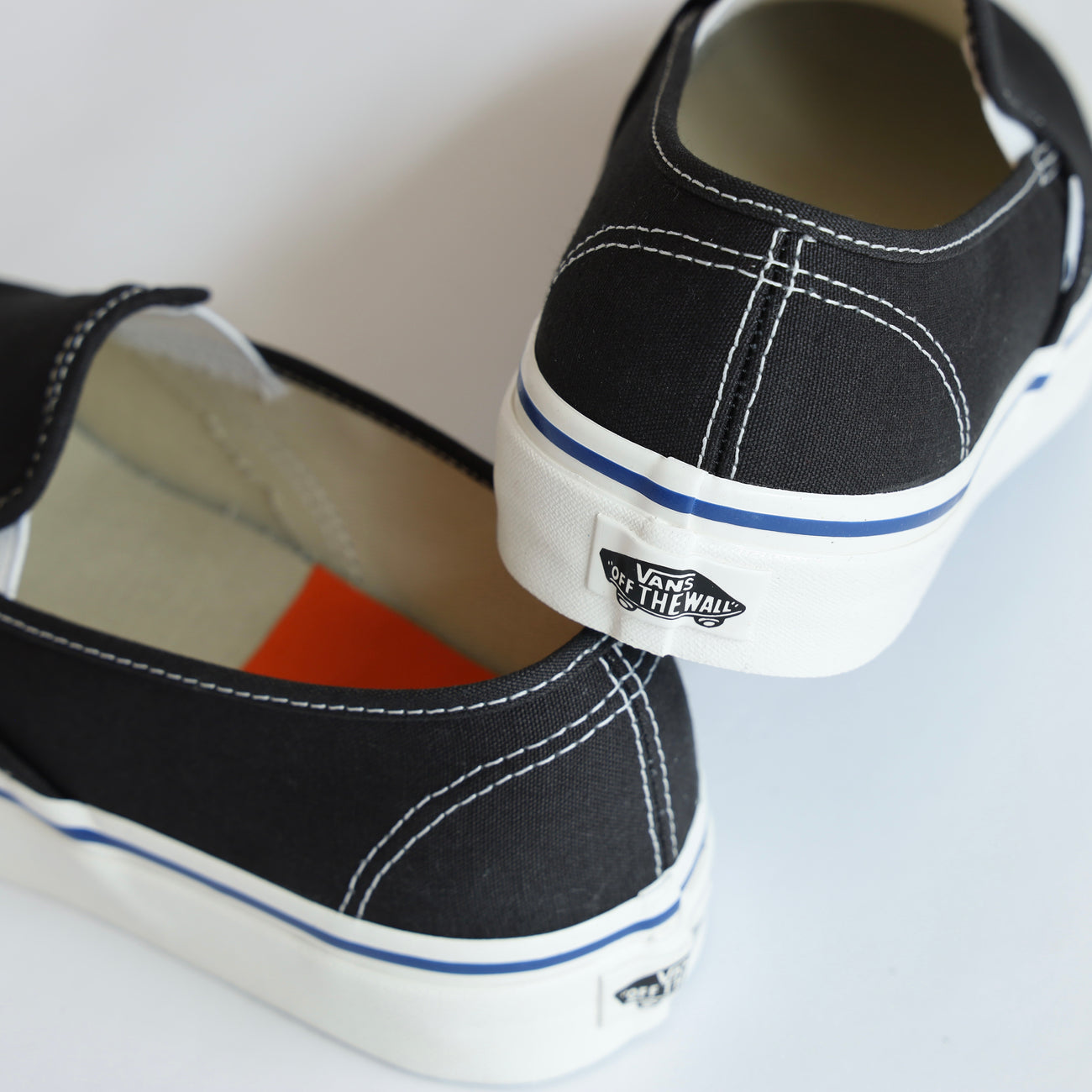 Slip-On 48 Deck Dx - BLACK