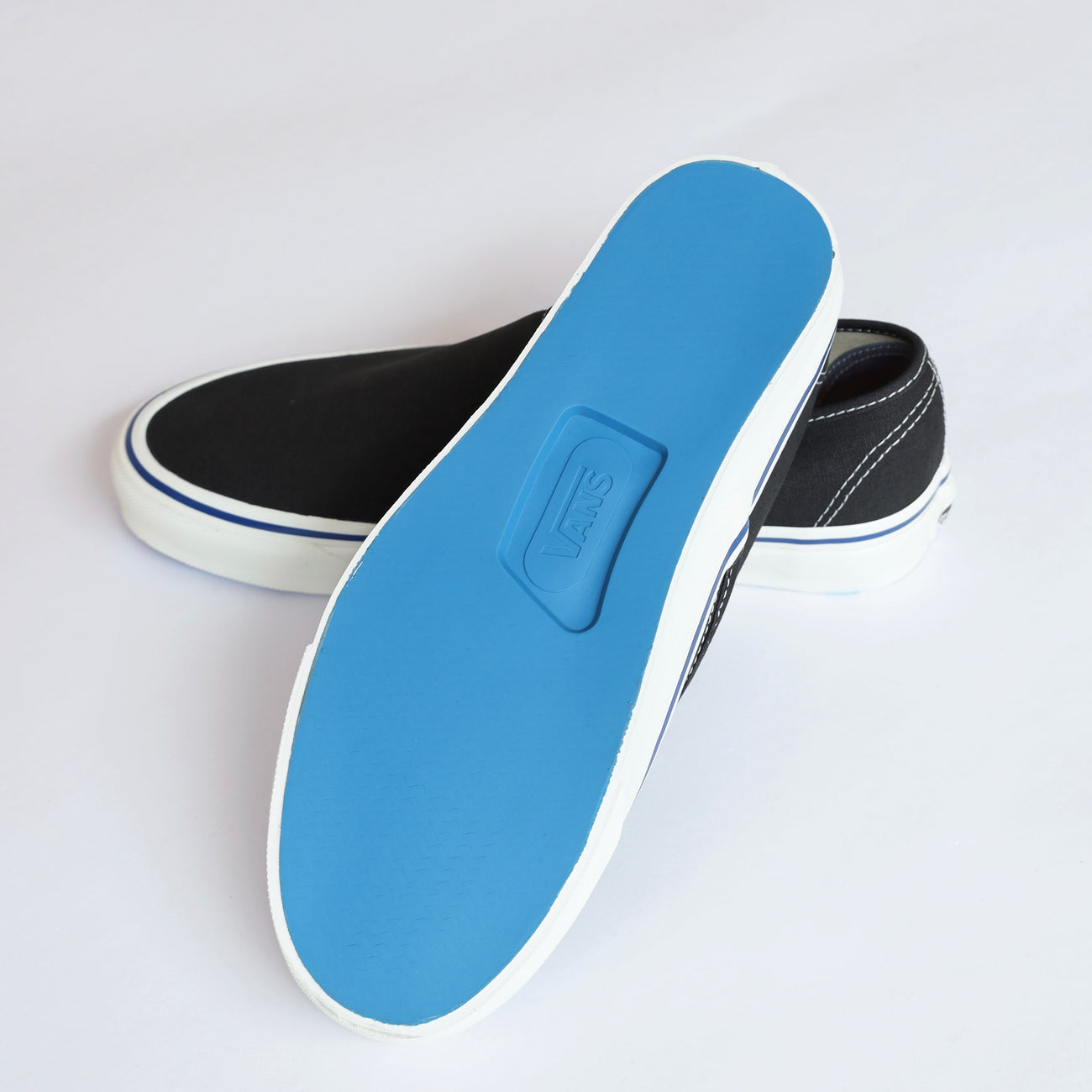 Slip-On 48 Deck Dx - BLACK